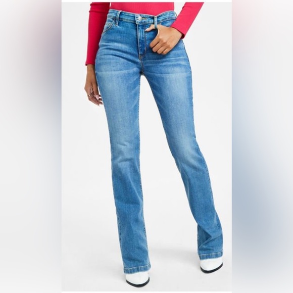 NWOT GUESS light washed knee distressed mid boot cut jeans sz 25 brand new cond - Picture 11 of 11